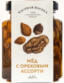 honey chastnaya paseka with nut assorted